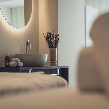 Отель Joseph's House By Mountain