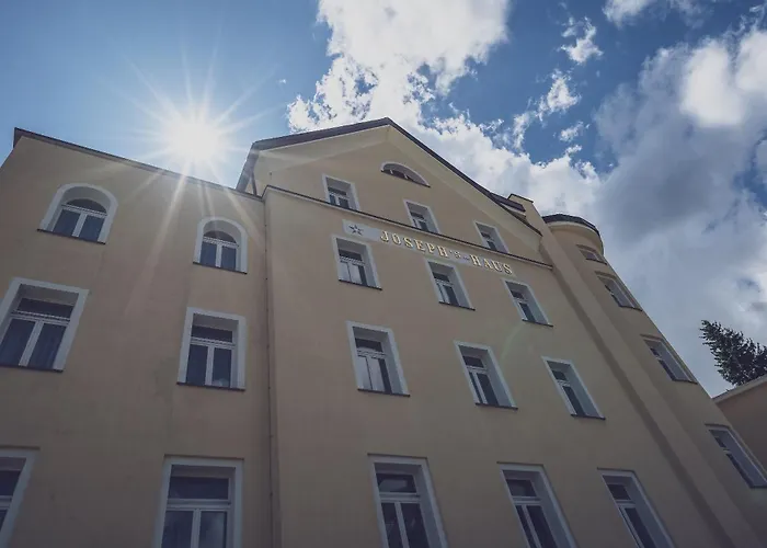 Joseph's House By Mountain Ostrava